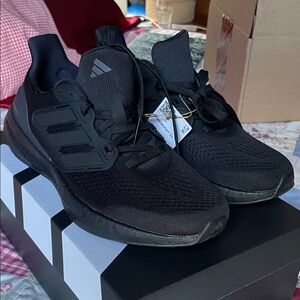Adidas Men's Black Athletic Sneakers